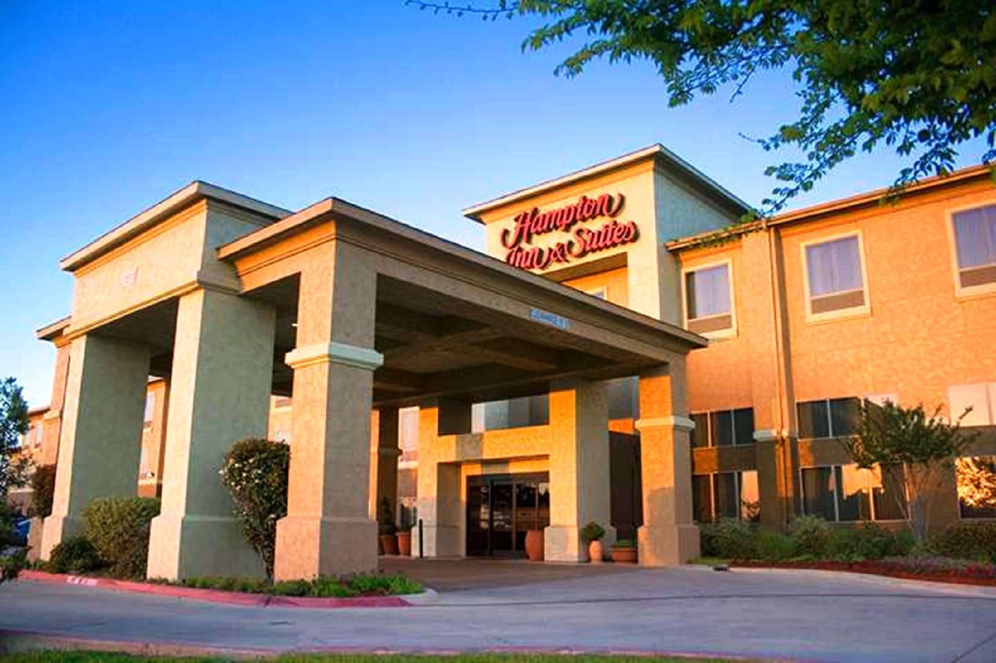 Hampton Inn & Suites Denton Dış mekan fotoğraf