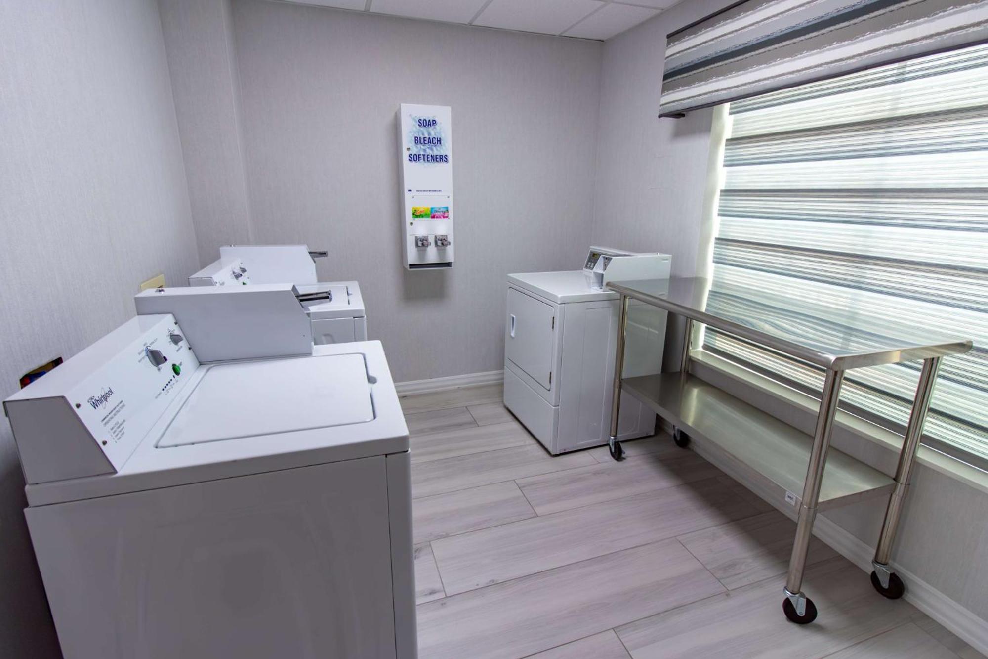 Hampton Inn & Suites Denton Dış mekan fotoğraf