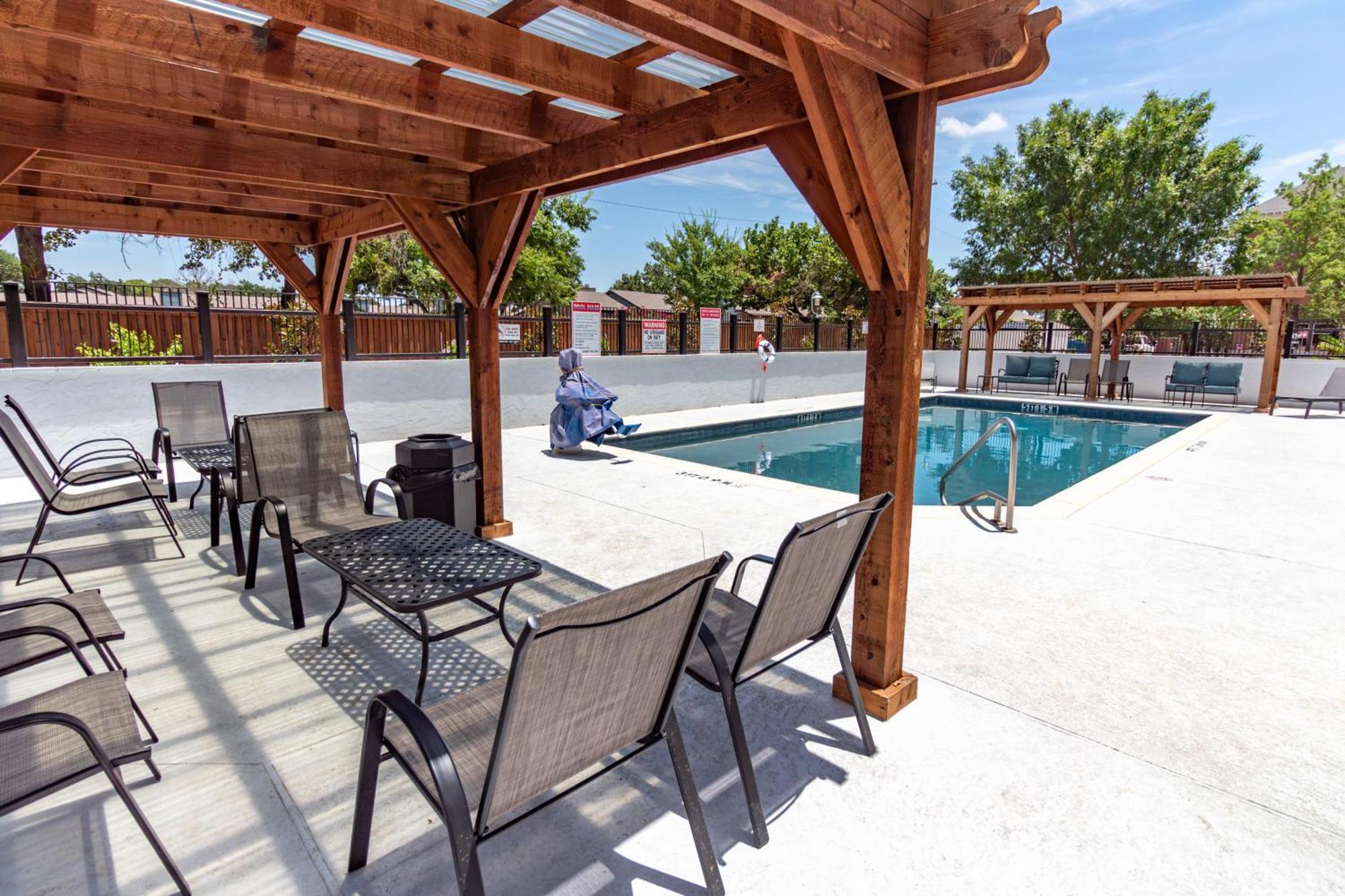 Hampton Inn & Suites Denton Dış mekan fotoğraf