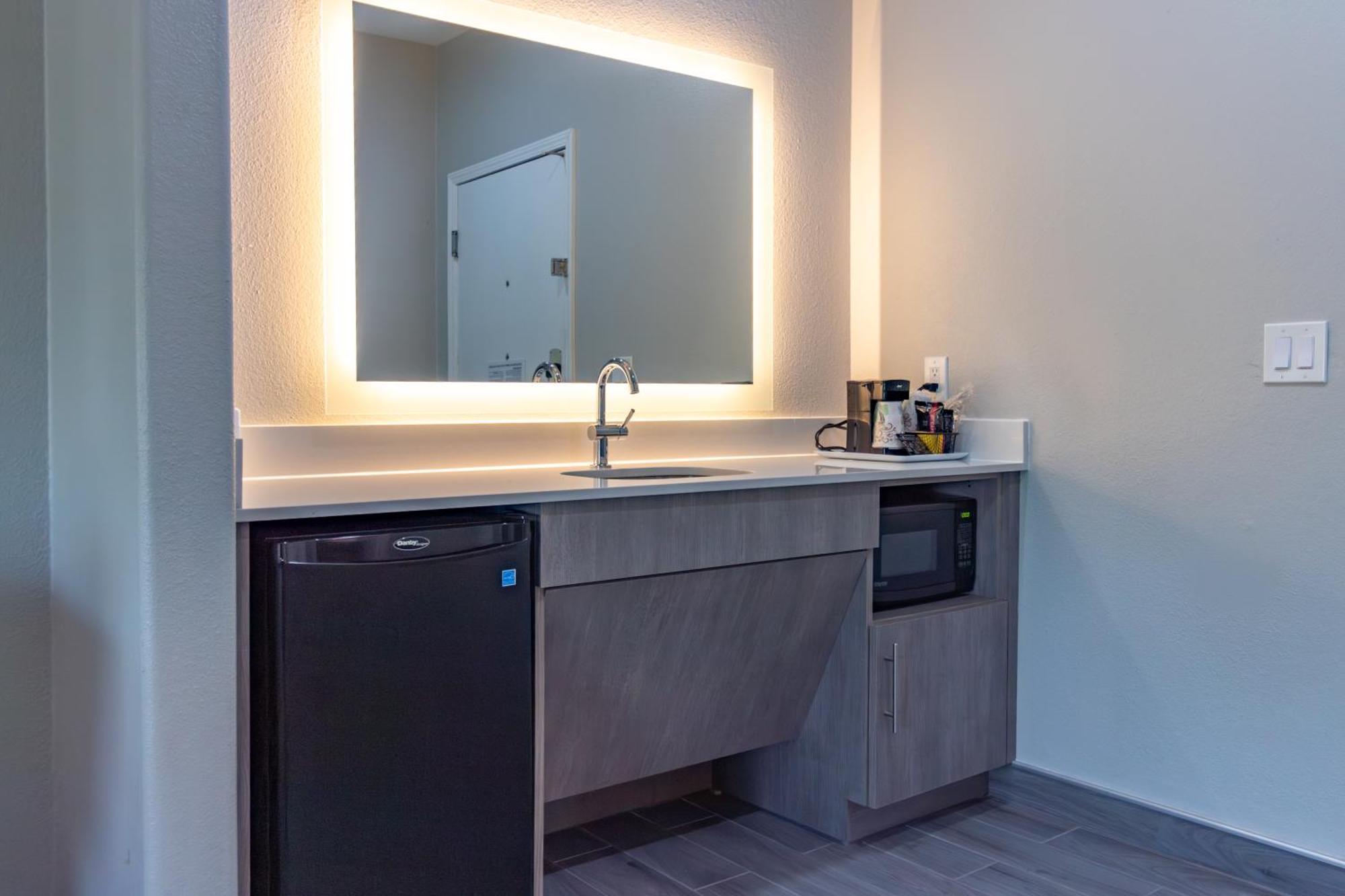Hampton Inn & Suites Denton Dış mekan fotoğraf
