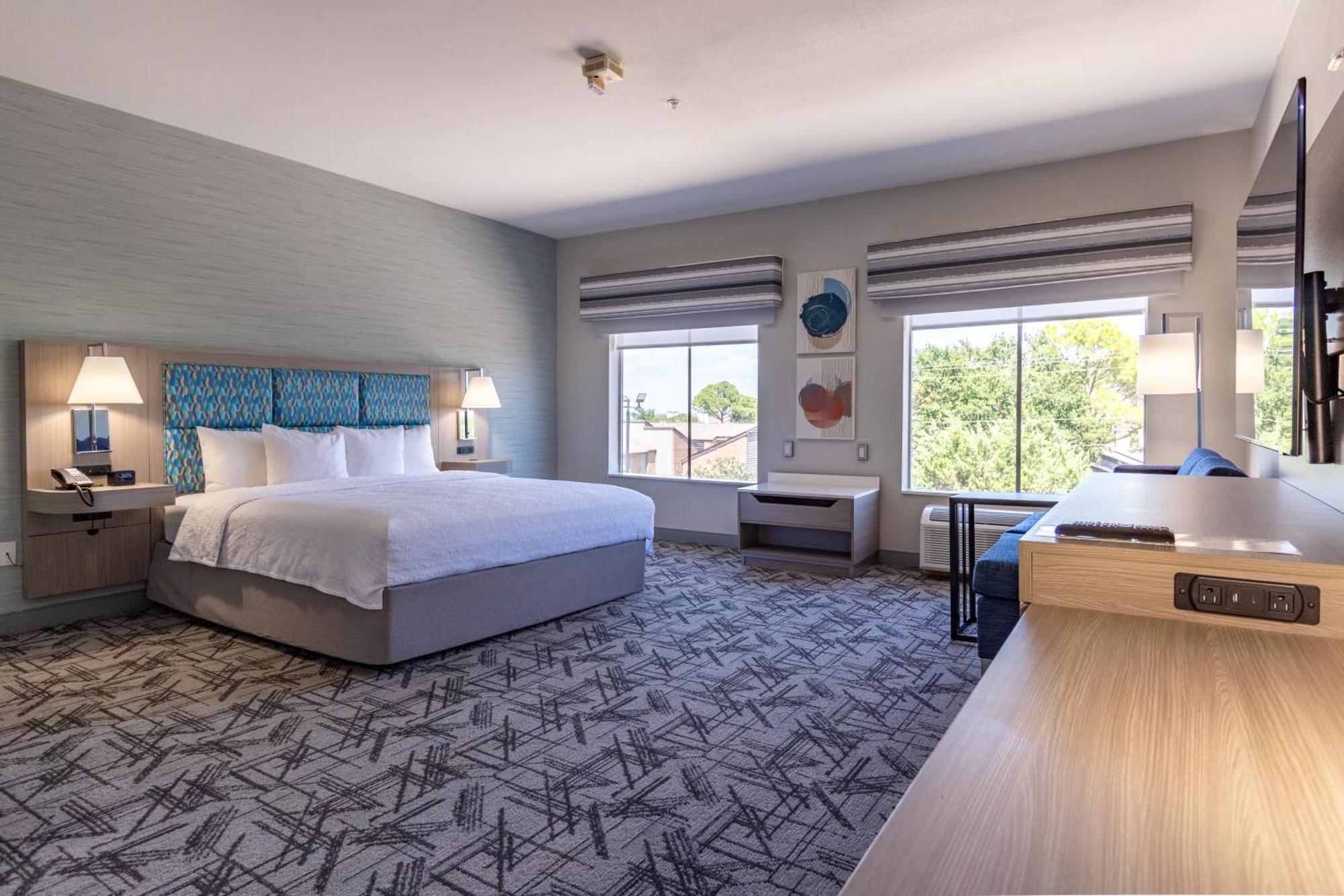 Hampton Inn & Suites Denton Dış mekan fotoğraf