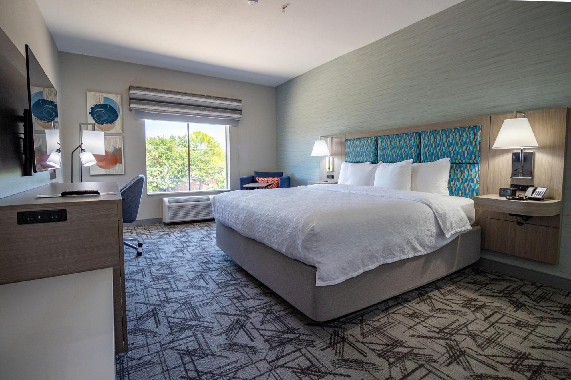 Hampton Inn & Suites Denton Dış mekan fotoğraf