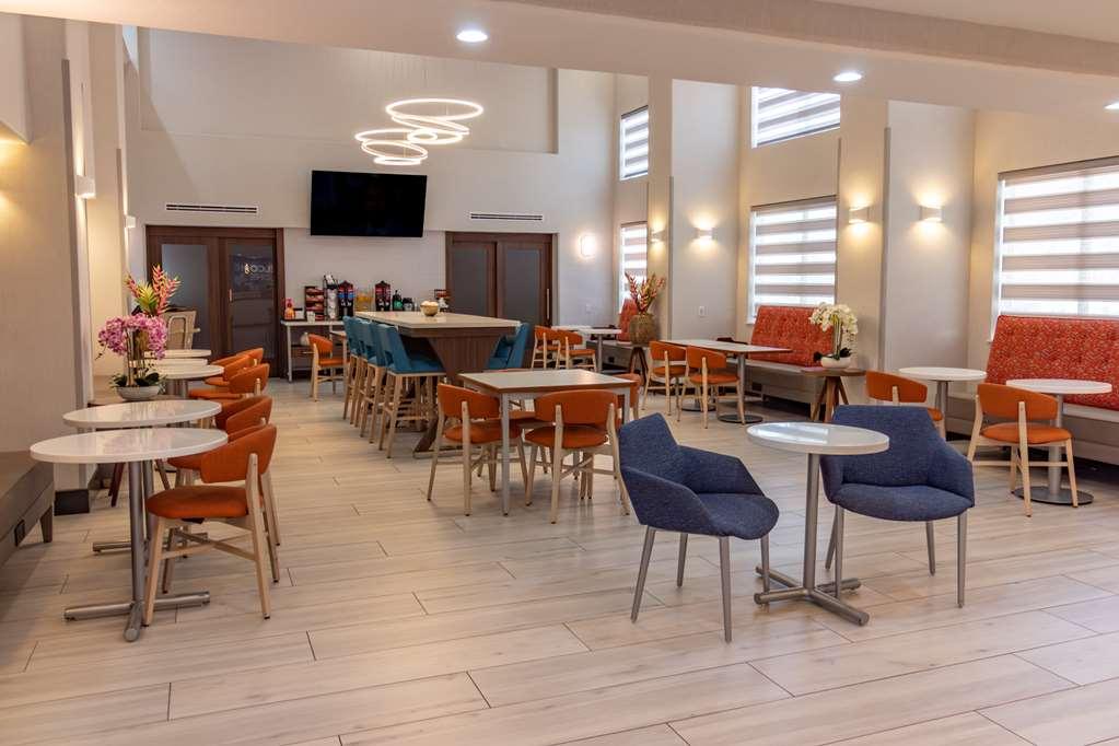 Hampton Inn & Suites Denton Restoran fotoğraf