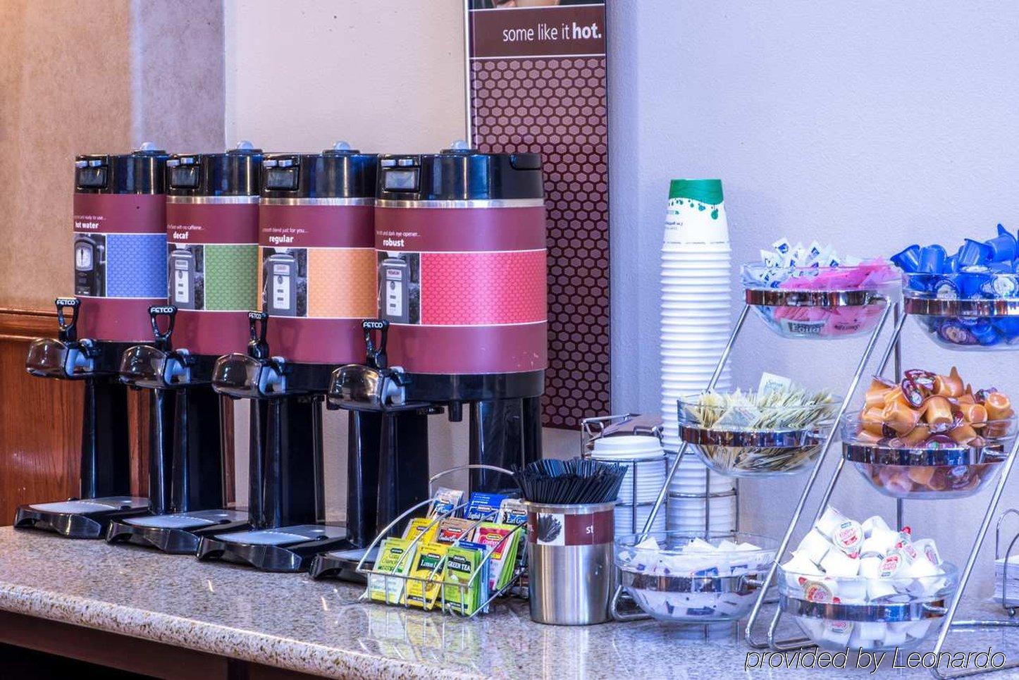 Hampton Inn & Suites Denton Dış mekan fotoğraf