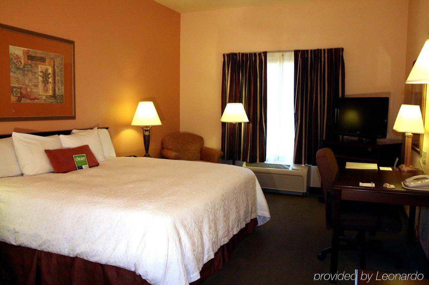 Hampton Inn & Suites Denton Oda fotoğraf